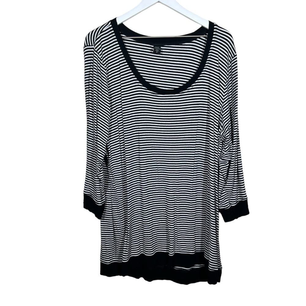 Torrid Womens Black & White Ribbed Striped Banded Bottom Top Plus Size 4X
